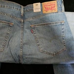 Levi's men's brand new with tags 36x34 blue jeans.